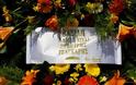 Κηδεία Βασίλη Λυριτζή: Οι συγκινητικοί επικήδειοι των φίλων του (εικόνες) - Φωτογραφία 17