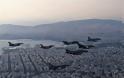 Βίντεο: Μαχητικά της άσκησης «Ηνίοχος» πέταξαν πάνω από την Ακρόπολη - Φωτογραφία 6