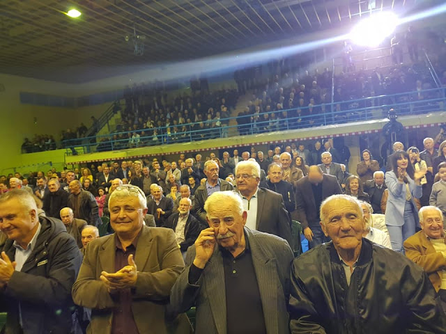 Παρόντες στην ομιλία Μητσοτάκη στο Αγρίνιο, οι υποψήφιοι δήμαρχοι Ξηρομέρου κ.κ. Π. ΣΤΑΪΚΟΣ και Γ. ΤΡΙΑΝΤΑΦΥΛΛΑΚΗΣ - Φωτογραφία 4