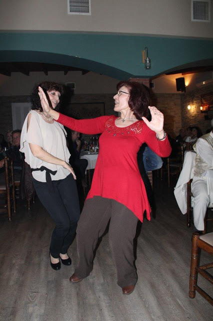 Σε όμορφη ατμόσφαιρα και με άφθονο κέφι ο χορός των εν Αθήναις ΒΟΝΙΤΣΑΝΩΝ | ΦΩΤΟ - Φωτογραφία 70