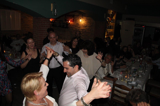 Σε όμορφη ατμόσφαιρα και με άφθονο κέφι ο χορός των εν Αθήναις ΒΟΝΙΤΣΑΝΩΝ | ΦΩΤΟ - Φωτογραφία 96