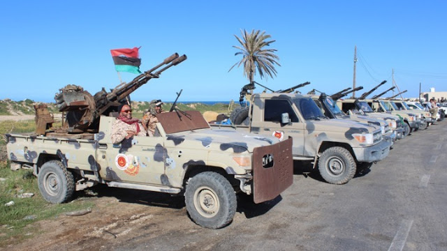 Λιβύη: 21 νεκροί και 27 τραυματίες... - Φωτογραφία 1