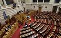 ΔΕΙΤΕ τι περιέχει το μυστικό δωμάτιο στην Ελληνική Βουλή που έμεινε κλειστό για 40 χρόνια