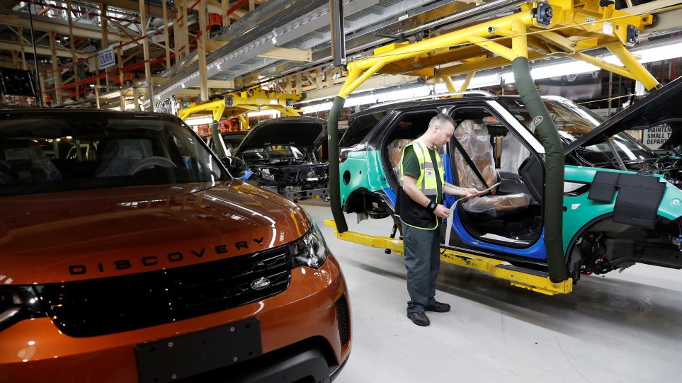 Brexit: H Jaguar Land Rover αναστέλλει για 5 μέρες τη λειτουργία της στη Βρετανία - Φωτογραφία 1