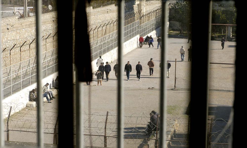 Μαστιγώθηκαν κρατούμενοι στις φυλακές Κορυδαλλού... - Φωτογραφία 1