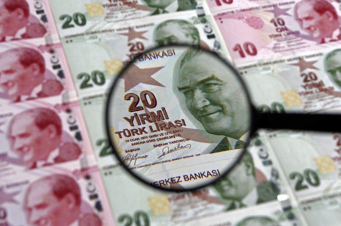 «Βουλιάζει» η τουρκική λίρα - Απογοήτευση για τα μέτρα του υπουργείου Οικονομικών - Φωτογραφία 1