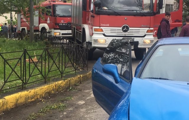 Σοβαρό τροχαίο στην Παραβόλα- μαθήτριες παρασύρθηκαν από αυτοκίνητο (φωτο-video) - Φωτογραφία 8