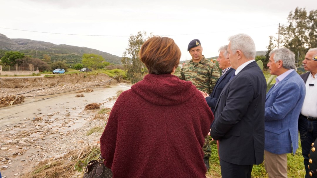 Επίσκεψη Αποστολάκη στη Σητεία - Είδε από κοντά τις καταστροφές - Φωτογραφία 3