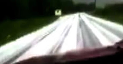 Τρίκαλα: Δρόμοι στα λευκά, από το χαλάζι -Ζημιές σε καλλιέργειες  (video) - Φωτογραφία 1
