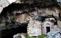 Το αίνιγμα των κρυφών στοών: Τα απόρρητα έργα του στρατού στη σπηλιά του Νταβέλη
