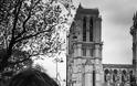 Nίκος Αλιάγας: Συγκλονίζει έξω από τη Notre Dame! Oι φωτογραφίες μέσα από τα μάτια του! - Φωτογραφία 2