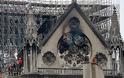 Παναγία των Παρισίων: Βραχυκύκλωμα σε ανελκυστήρες προκάλεσε τη φωτιά; - Φωτογραφία 7
