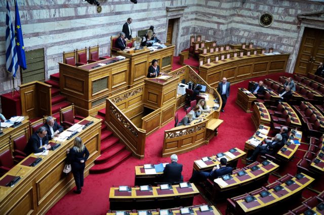 Βουλή: Ψηφίστηκε το νομοσχέδιο του υπουργείου Εθνικής Άμυνας - Φωτογραφία 1