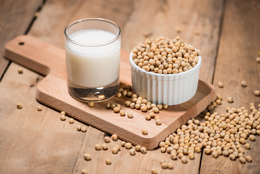 Γάλα αμυγδάλου vs γάλα σόγιας: Τα υπέρ και τα κατά για την υγεία σας - Φωτογραφία 3