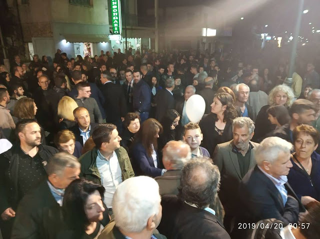 Πλήθος κόσμου στα εγκαίνια του εκλογικού κέντρου του υποψηφίου δημάρχου Ακτίου-Βόνιτσας ΘΑΝΑΣΗ ΚΑΣΟΛΑ -(ΦΩΤΟ) - Φωτογραφία 6