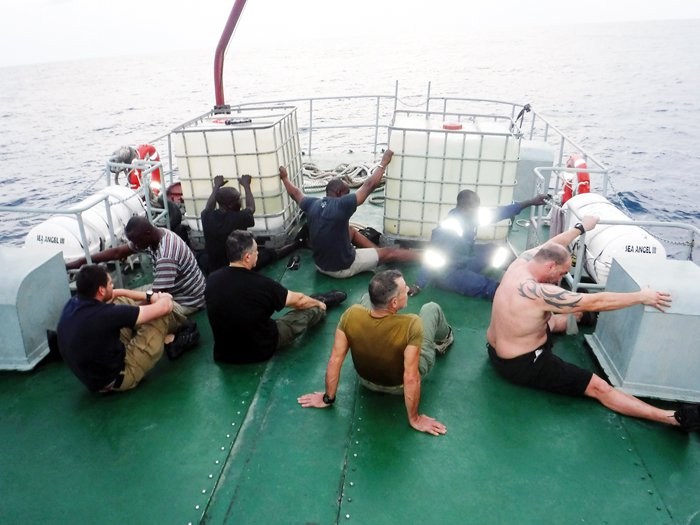 Νιγηρία: Συνέλαβαν Έλληνες και τους κατηγορούν για πειρατεία - Φωτογραφία 2