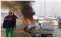 Πυρκαγιά σε σκάφος στη Μαρίνα Καλλιθέας...