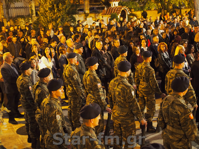 Grevena TV || Η περιφορά του Επιτάφιου (2019) της Μητρόπολης Γρεβενών (εικόνες +video) - Φωτογραφία 45