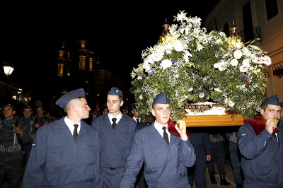 Επιτάφιος στην Καλαμάτα παρουσία του Προέδρου της Δημοκρατίας - Φωτογραφία 4