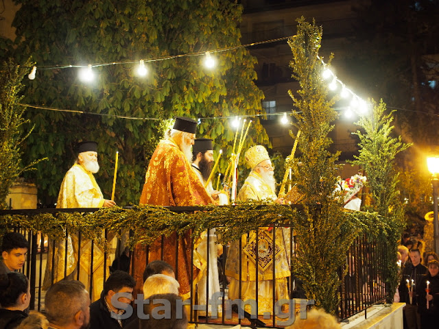 Γρεβενά: Χριστός Ανέστη – Ανάσταση στον Μητροπολιτικό Ναό - 2019 (εικόνες + video) - Φωτογραφία 1