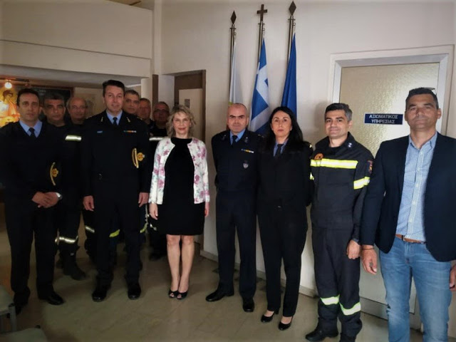 Επίσκεψη της Κατερίνας Παπακώστα στις Πυροσβεστικές Υπηρεσίες Βέροιας, Έδεσσας και Νάουσας - Φωτογραφία 1