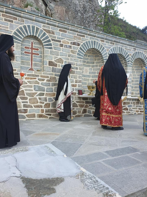 11977 - Δευτέρα του Πάσχα στην Ιερά Μονή Αγίου Παύλου στο Άγιο Όρος (φωτογραφίες) - Φωτογραφία 16