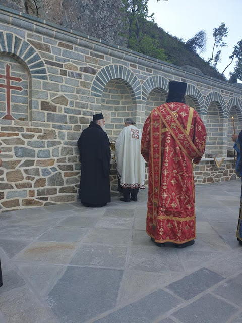 11977 - Δευτέρα του Πάσχα στην Ιερά Μονή Αγίου Παύλου στο Άγιο Όρος (φωτογραφίες) - Φωτογραφία 23