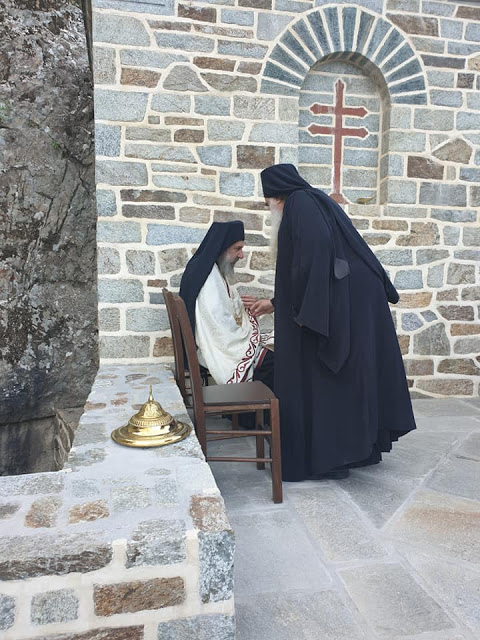 11977 - Δευτέρα του Πάσχα στην Ιερά Μονή Αγίου Παύλου στο Άγιο Όρος (φωτογραφίες) - Φωτογραφία 53