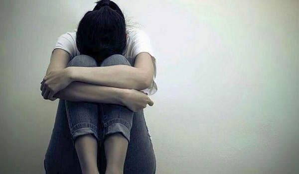 Συνέλαβαν 74χρονο για βιασμό και ασέλγεια σε κορίτσι με νοητική στέρηση στην Φθιώτιδα - Φωτογραφία 1
