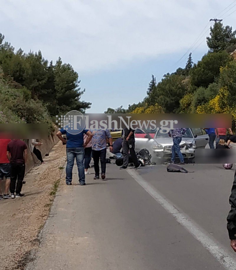 Εικόνες σοκ από τροχαίο με δύο νεκρούς στην Κρήτη -Μηχανές «κόπηκαν» στα δύο - Φωτογραφία 7