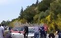Εικόνες σοκ από τροχαίο με δύο νεκρούς στην Κρήτη -Μηχανές «κόπηκαν» στα δύο - Φωτογραφία 4