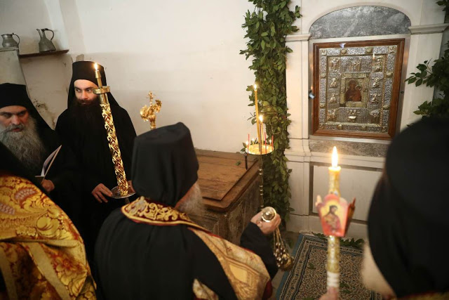 11988 - Φωτογραφίες από τον σημερινό εορτασμό της Παναγίας της Ελαιοβρύτισσας στο Βατοπαίδι - Φωτογραφία 13