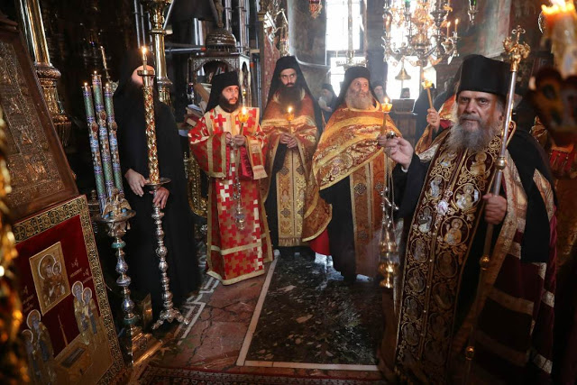 11988 - Φωτογραφίες από τον σημερινό εορτασμό της Παναγίας της Ελαιοβρύτισσας στο Βατοπαίδι - Φωτογραφία 17
