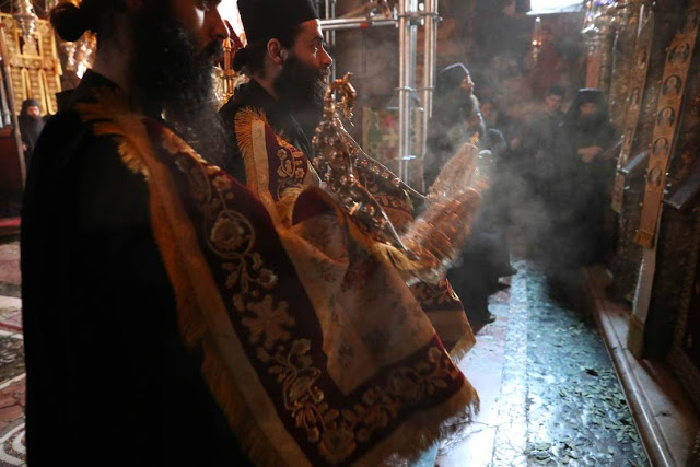 11988 - Φωτογραφίες από τον σημερινό εορτασμό της Παναγίας της Ελαιοβρύτισσας στο Βατοπαίδι - Φωτογραφία 55