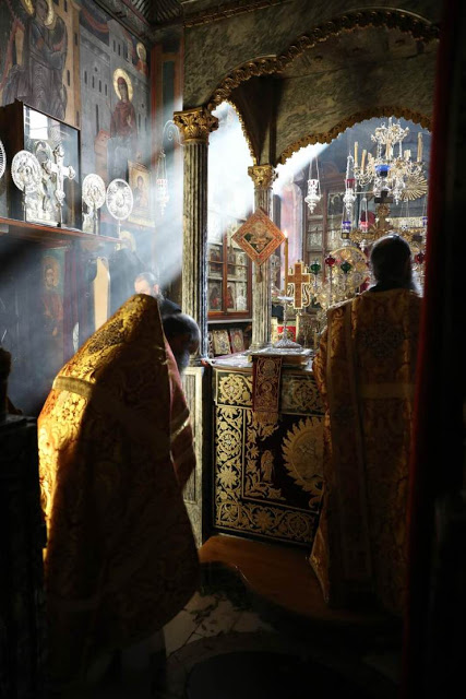 11988 - Φωτογραφίες από τον σημερινό εορτασμό της Παναγίας της Ελαιοβρύτισσας στο Βατοπαίδι - Φωτογραφία 77