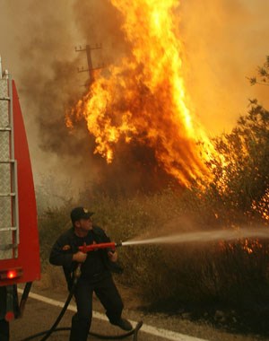 Γιάννης Σταμούλης για εκπομπή ΣΚΑΪ: Οι μαχητές της φωτιάς...συνήθως δεν ακούνε τους θορύβους των τριγύρω σχολιαζόντων την καταστροφή - Φωτογραφία 4