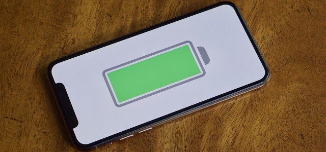 Οι καταναλωτές υποστηρίζουν ότι η Apple υπερεκτιμά τη διάρκεια ζωής της μπαταρίας του iPhone - Φωτογραφία 1