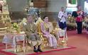 Ταϊλάνδη: Τριήμερες τελετές για τη στέψη του «βασιλιά με το μπουστάκι» - Φωτογραφία 6