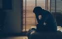 Οξεία κατάθλιψη: Με ποια συμπτώματα εκδηλώνονται;