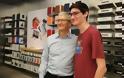 Φοιτητής από το Ορλάντο εξέπληξε τον CEO της Apple - Φωτογραφία 3