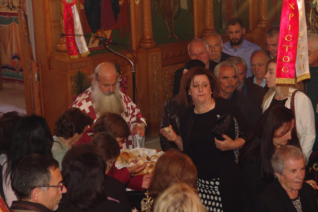 Μοναστηράκι Ξηρομέρου: Εορτασμός του Αγίου Ιωάννη του Θεολόγου .Μέγας Πανηγυρικός Εσπερινός - Φωτογραφία 8