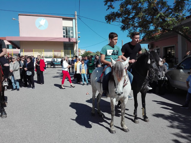 Μοναστηράκι Ξηρομέρου: Εορτασμός του Αγίου Ιωάννη του Θεολόγου .Μέγας Πανηγυρικός Εσπερινός - Φωτογραφία 85