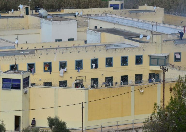 Νέα αιματηρή συμπλοκή στις φυλακές Κορυδαλλού - Μαχαιριά στον λαιμό - Φωτογραφία 1