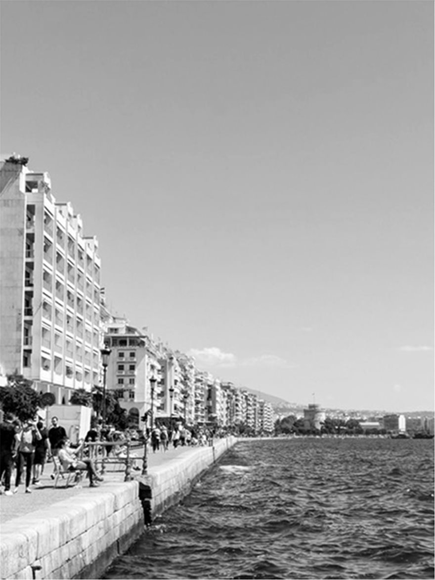 Θεσσαλονίκη: Το λιμάνι... και γιατί όλοι οφείλουν να ξέρουν μπάνιο - Φωτογραφία 4