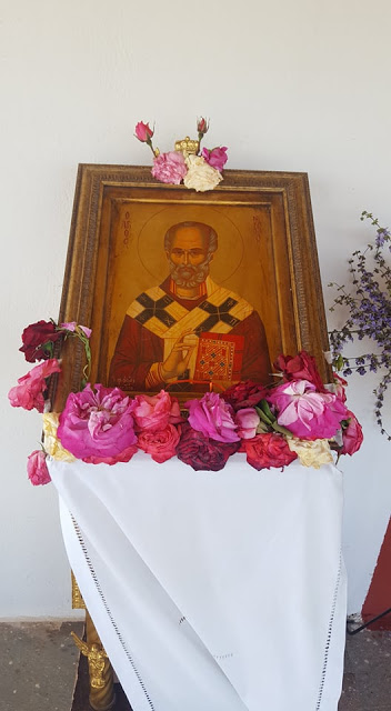 Γιόρτασε και φέτος στις 10 Μαΐου  το εκκλησάκι του  Αγίου Νικολάου στην Παλαιομανινα - Φωτογραφία 25
