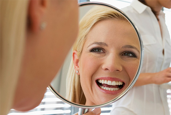 Προϊόντα λεύκανσης: Ποιες οι επιπτώσεις τους στο σμάλτο των δοντιών; - Φωτογραφία 1