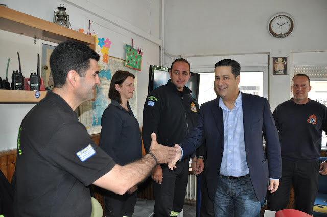 Γιώργος Παπαναστασίου :επίσκεψη σε πυροσβεστική και αστυνομία - Φωτογραφία 3
