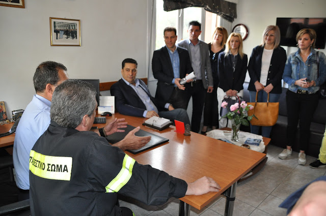 Γιώργος Παπαναστασίου :επίσκεψη σε πυροσβεστική και αστυνομία - Φωτογραφία 6