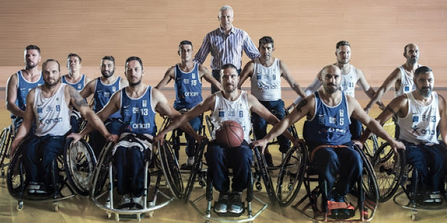 Ο Νίκος Γκάλης ενώνει τις δυνάμεις του με τους αθλητές με αμαξίδιο - Φωτογραφία 1