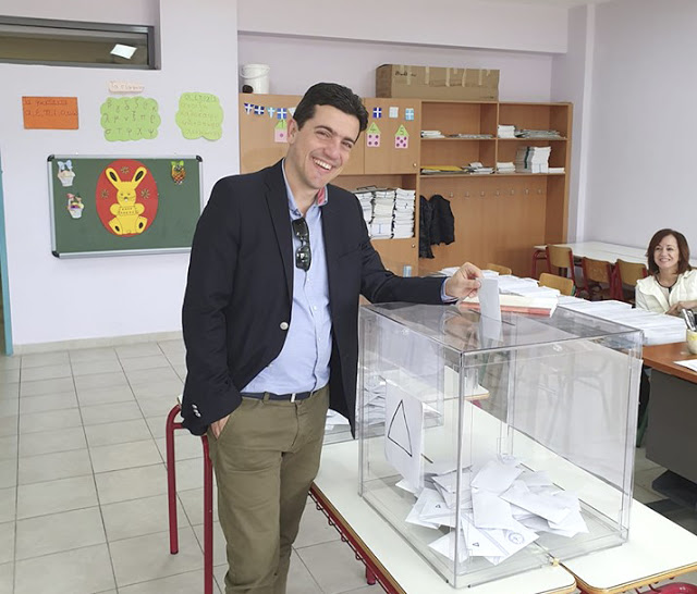 Εκλογές 2019: Ψήφισε στη Βόνιτσα ο υποψήφιος δήμαρχος Ακτίου-Βόνιτσας ΔΗΜΗΤΡΗΣ ΜΑΣΟΥΡΑΣ - Φωτογραφία 1